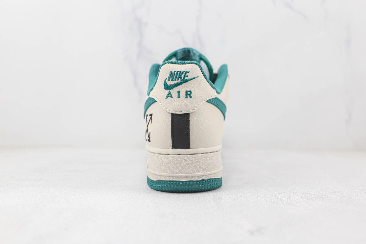 Custom - Air Force High OFF W UNISEX SneakerNational