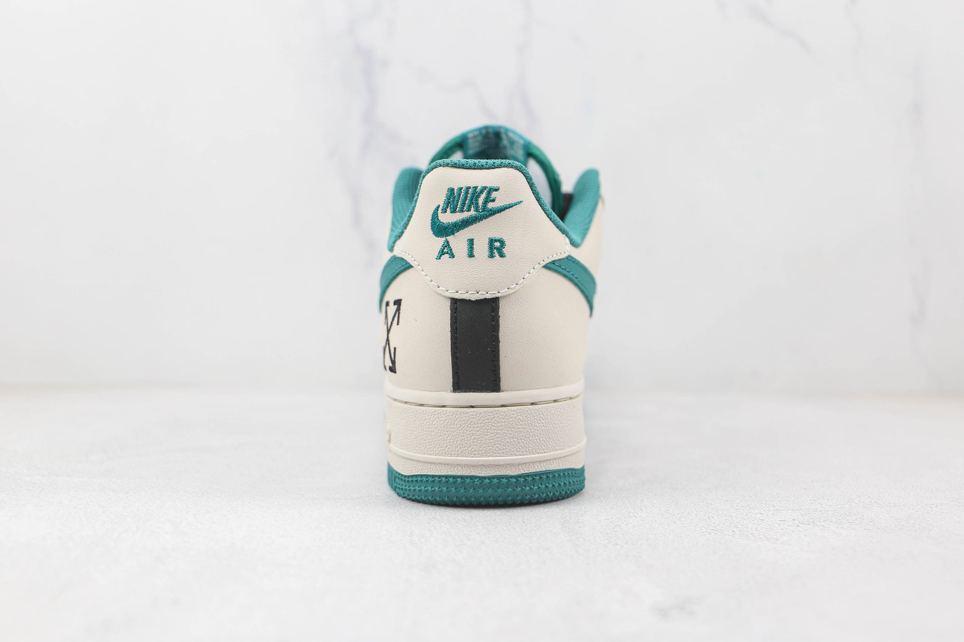 Custom - Air Force High OFF W UNISEX SneakerNational
