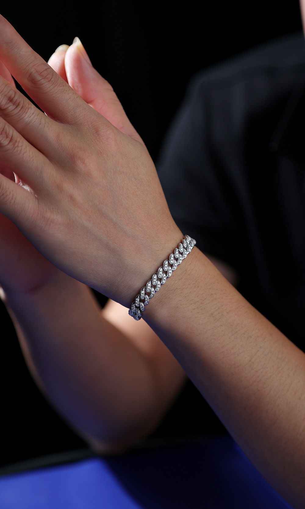 Light of Faith - A fashionable jewelry bracelet and bracelet for men, set with Moissanite S925 sterling silver and Platinum-plated diamond