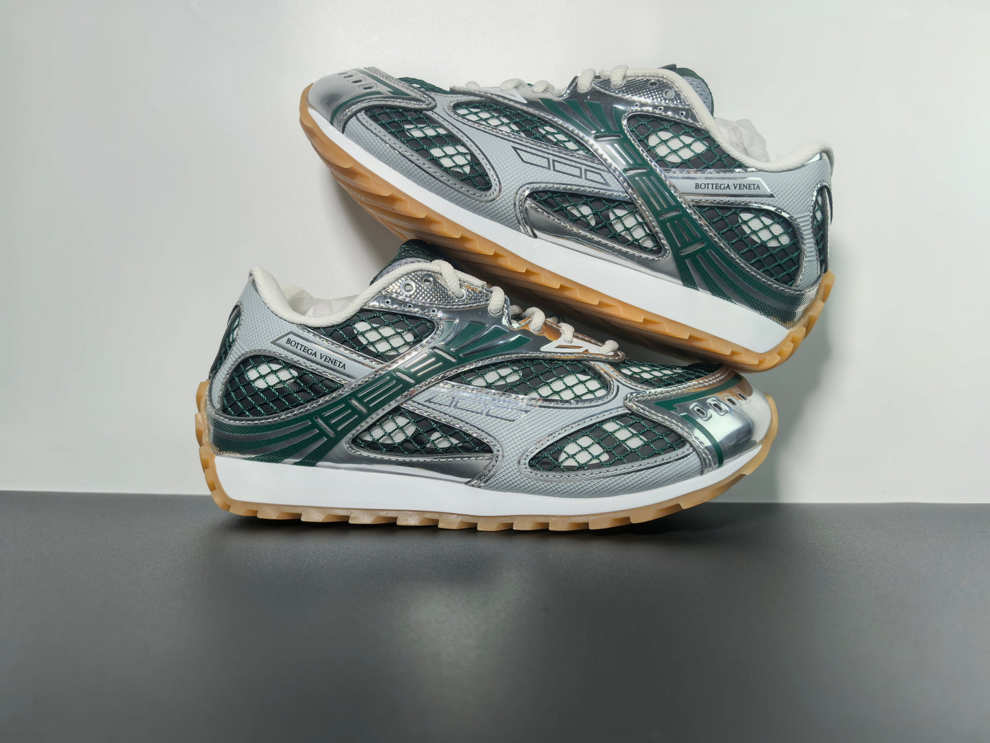 Bottega Veneta Luxury Sneakers 001 bottega veneta