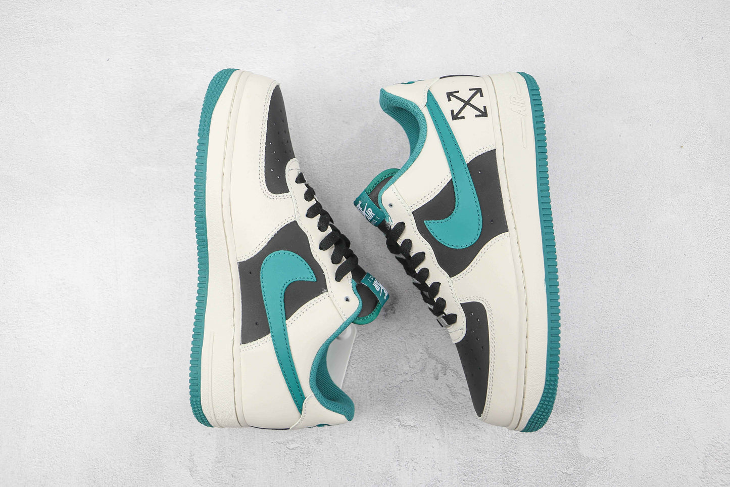 Custom - Air Force High OFF W UNISEX SneakerNational