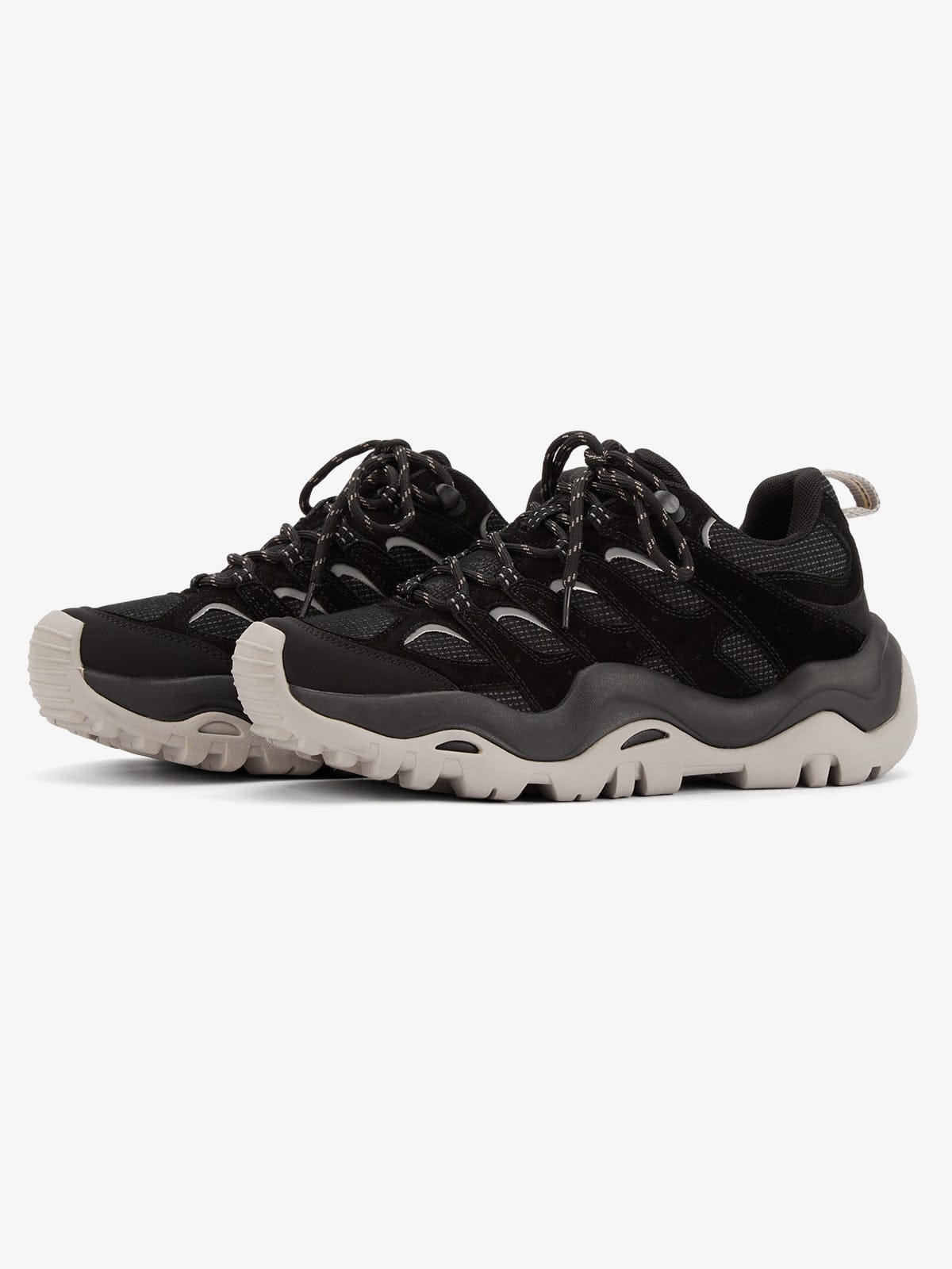 Sneakers High Street Hiking