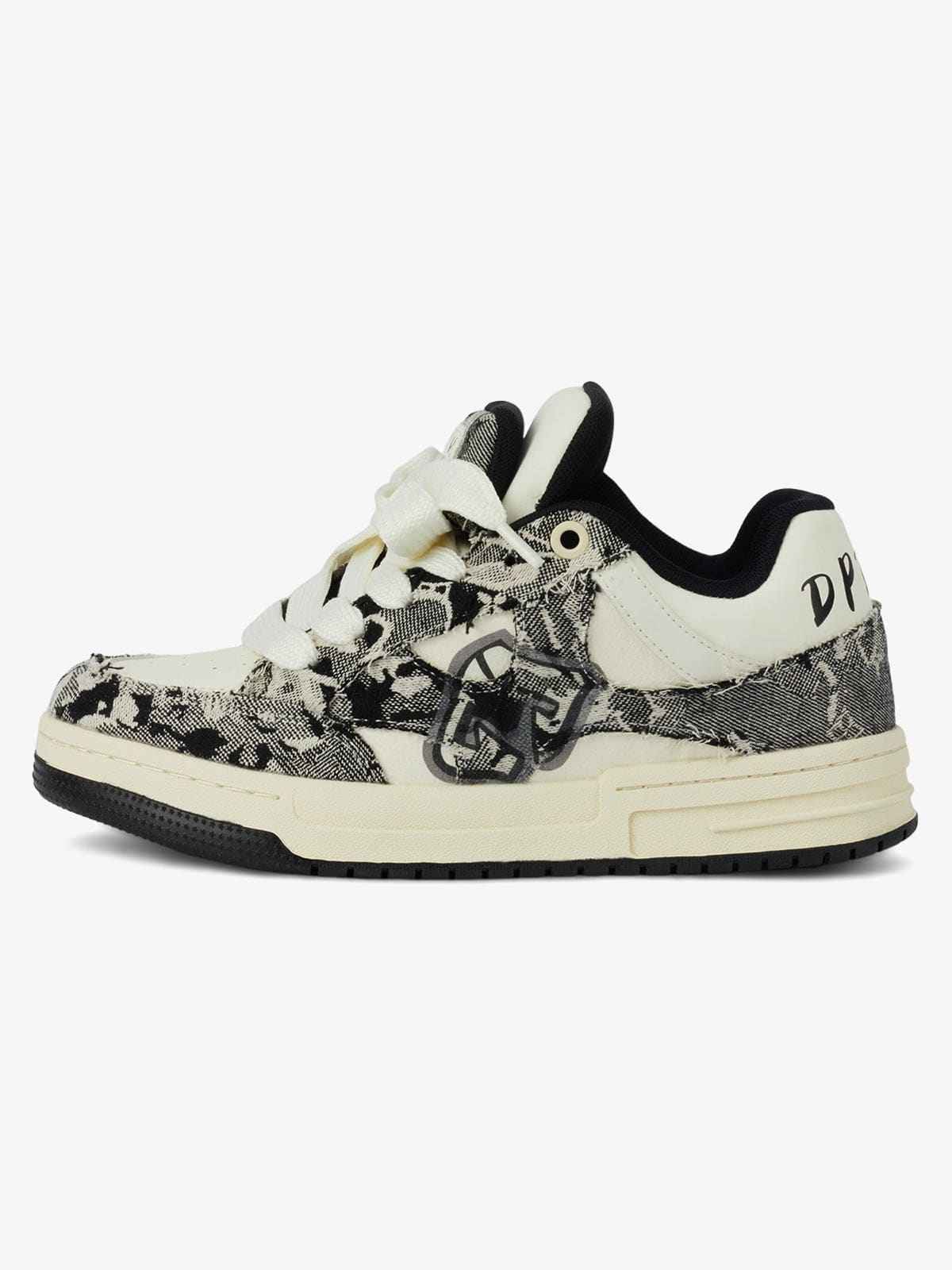 Sneakers High Street