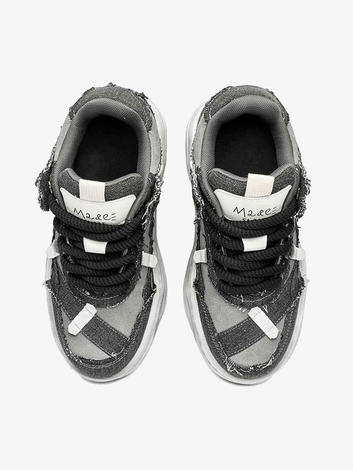 Sneakers Distressed Deconstructed