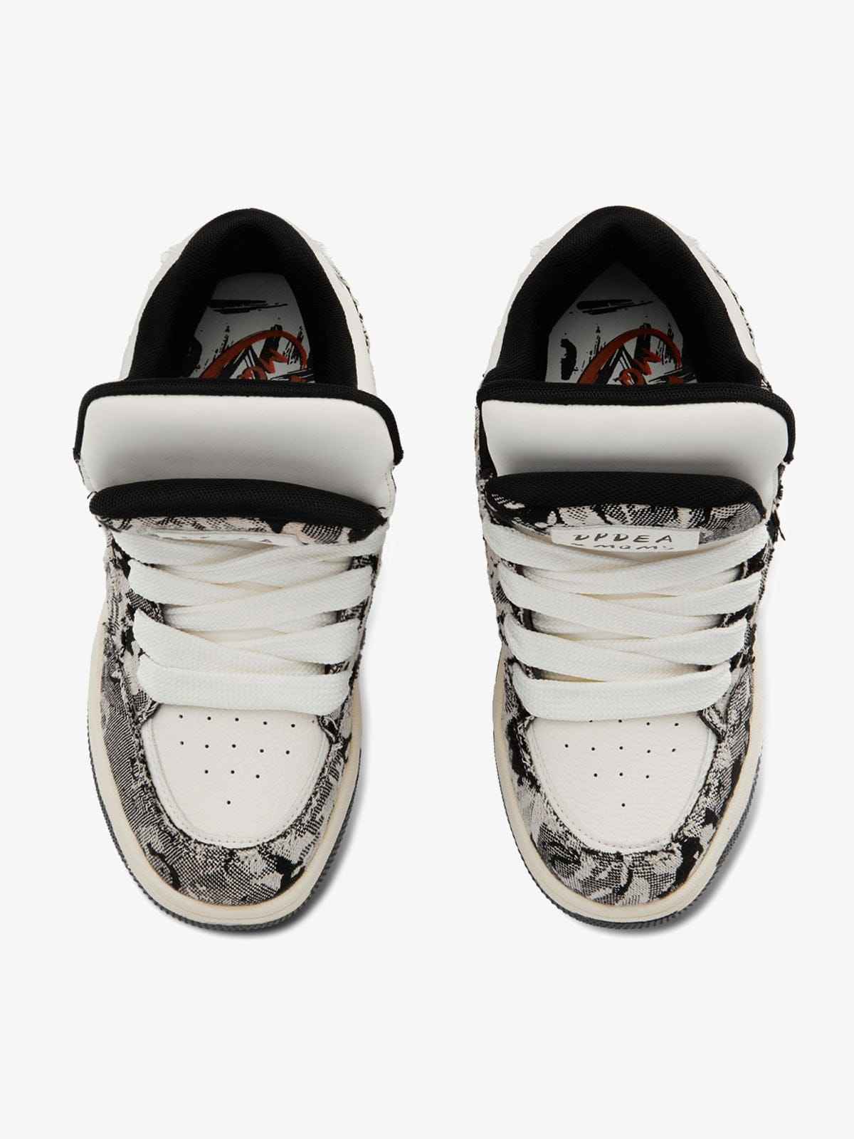Sneakers High Street