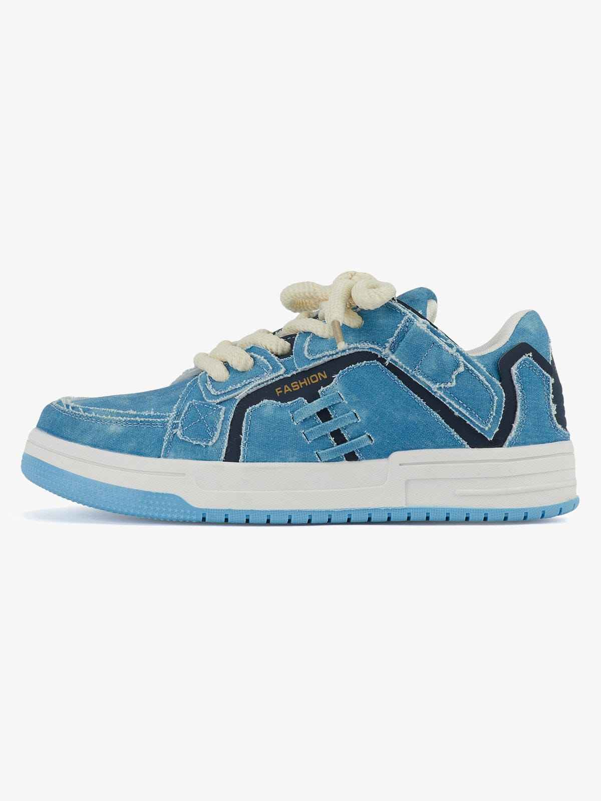 Sneakers Shredded
