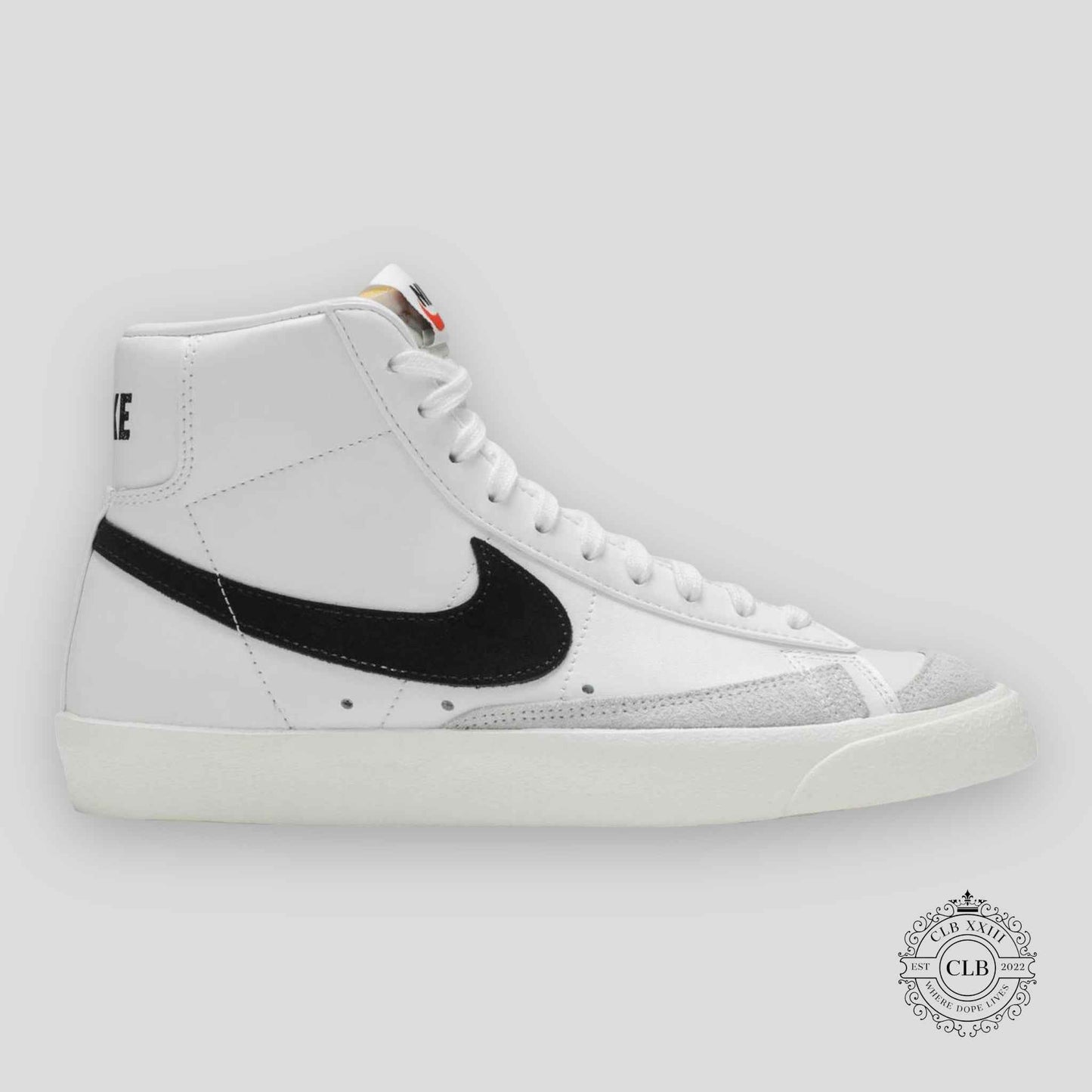 NIKE BLAZER MID '77 VINTAGE (W) "WHITE & BLACK"