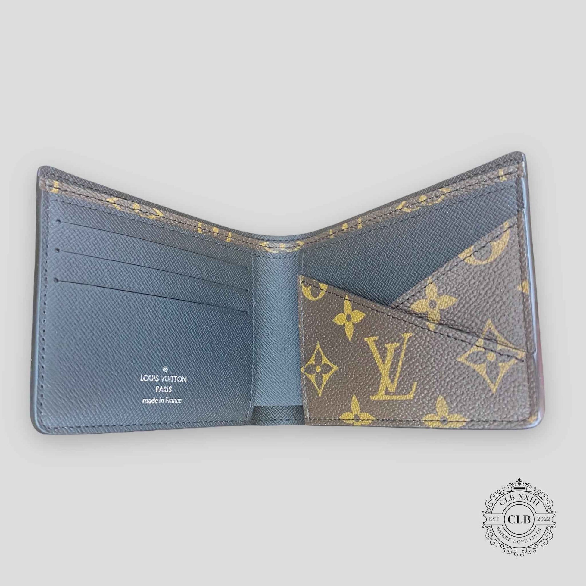 LOUIS VUITTON MULTIPLE WALLET - BROWN