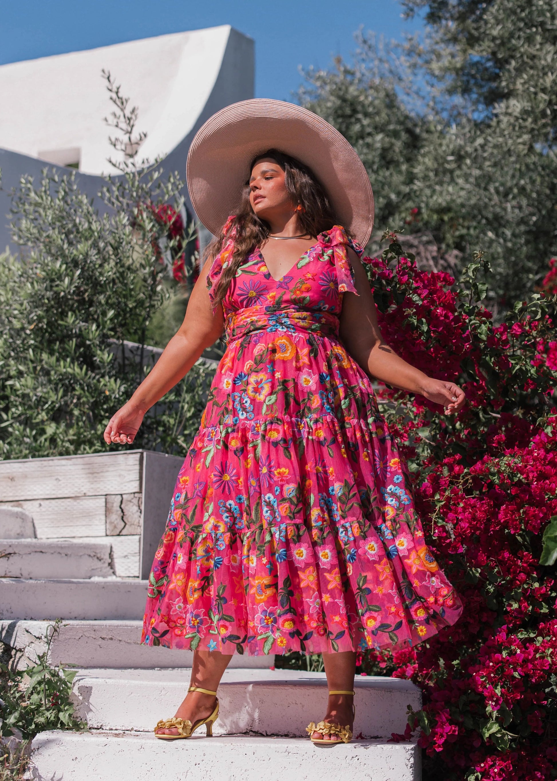 Hibiscus Sleeveless Empire Waist Midi Dress - JUSTLUXURY