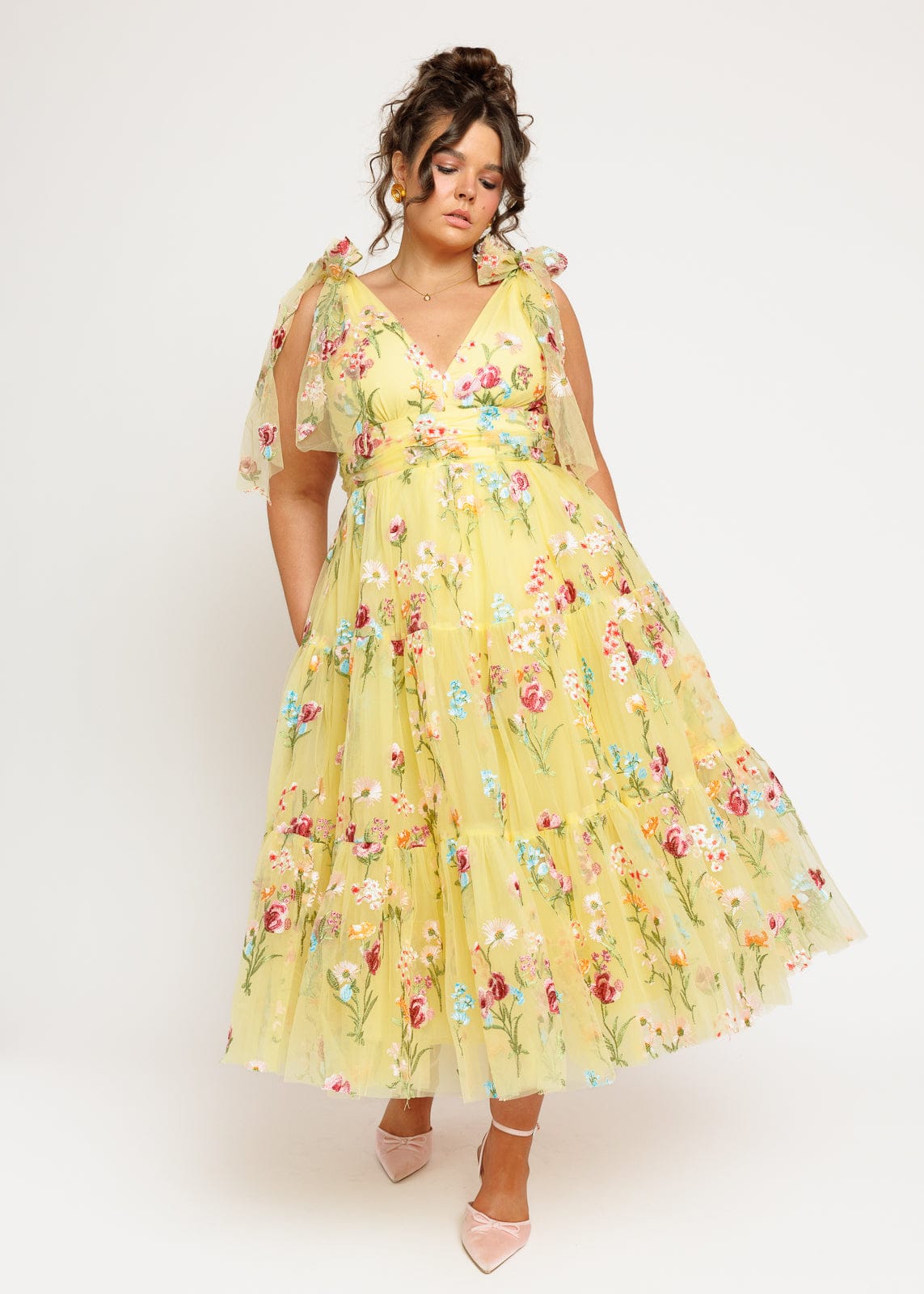 Margaret Floral Embroidered Midi Dress Yellow - JUSTLUXURY