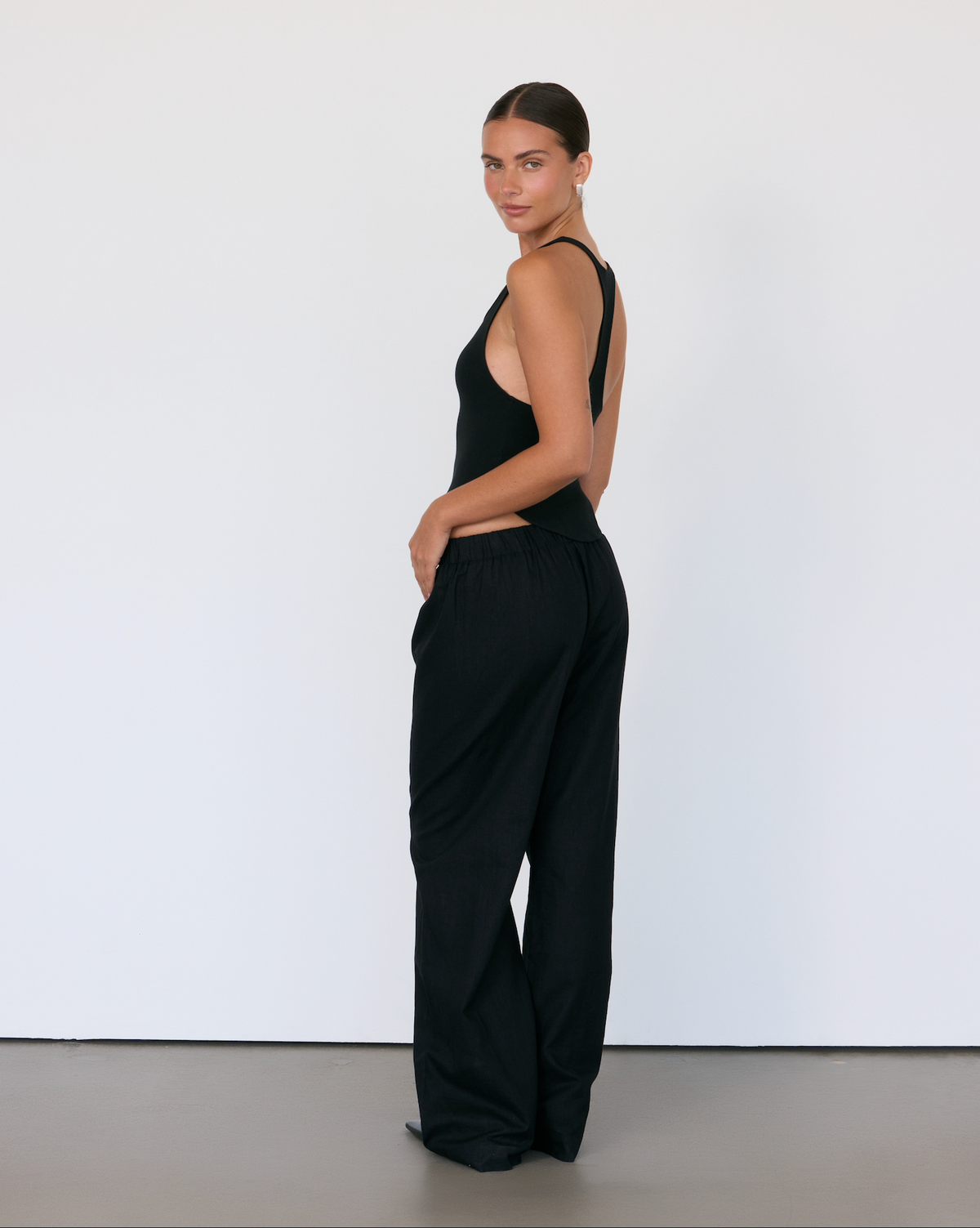 Linen Relaxed Pants - JUSTLUXURY