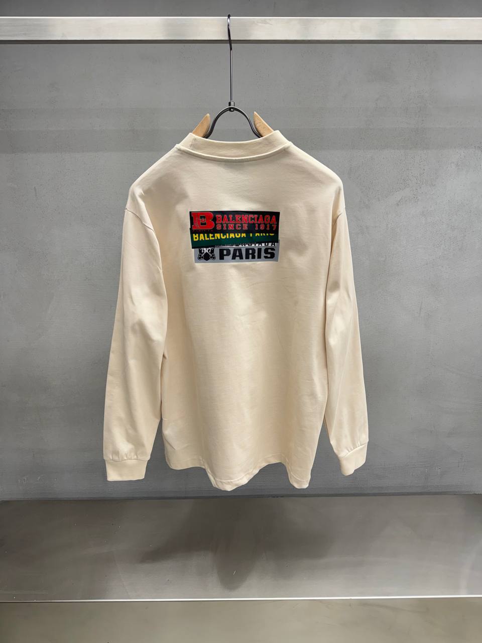 Balenciaga Sweatshirt 004