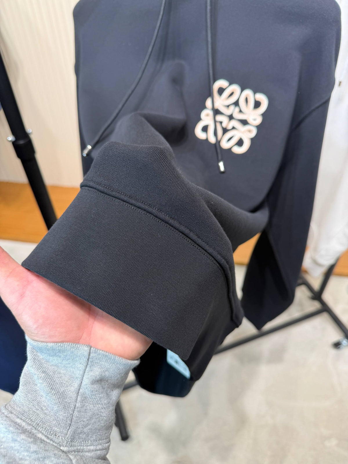 Loewe Hoodie 001