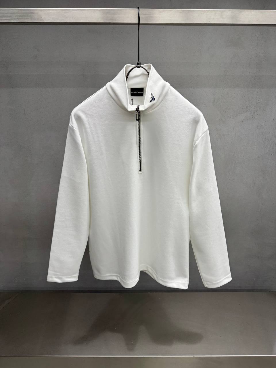 EA Sweatshirt