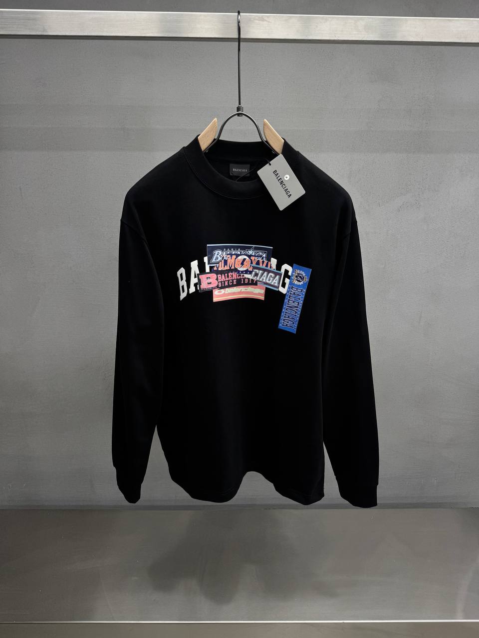 Balenciaga Sweatshirt 004